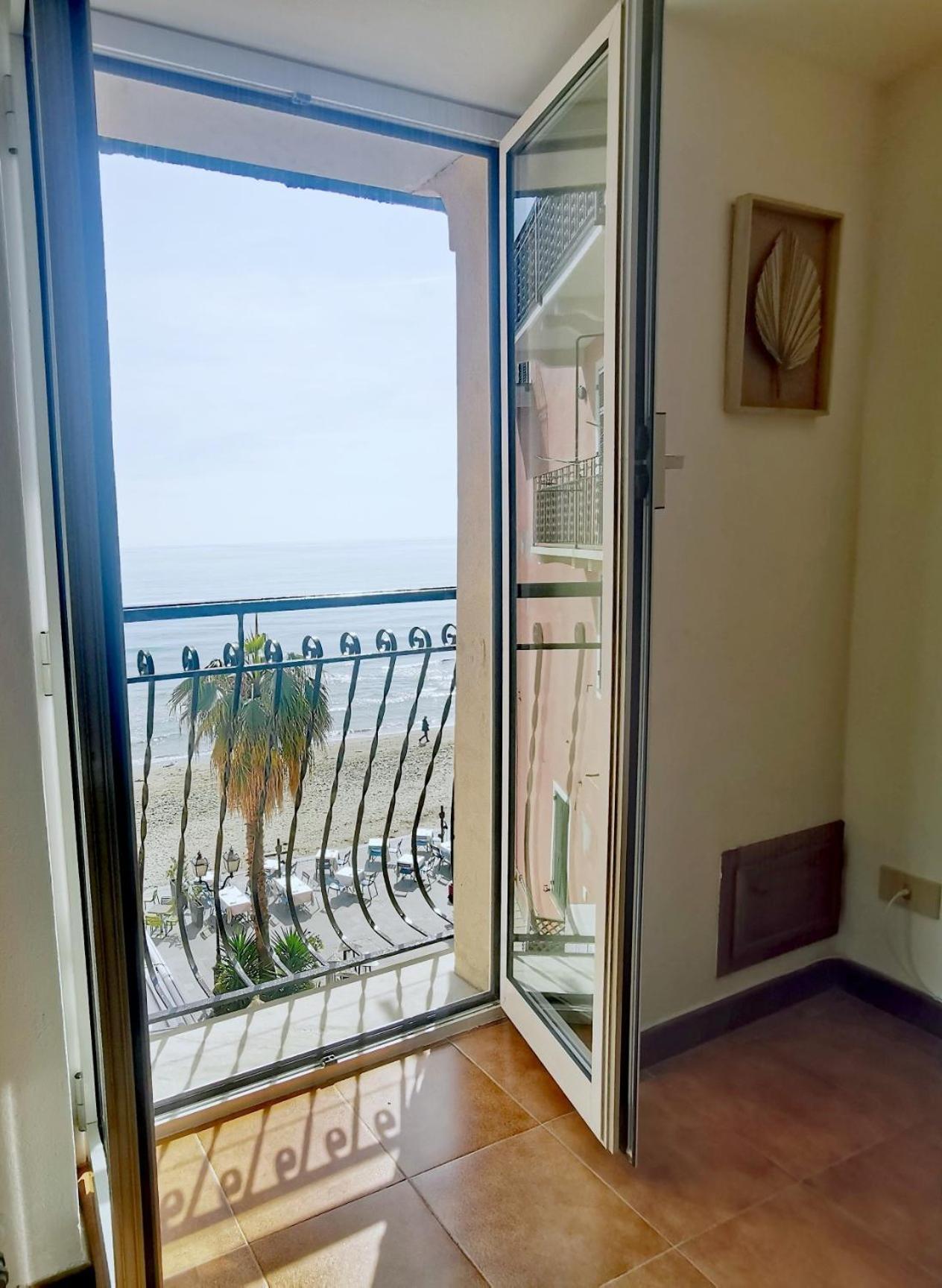 Apartamento Casa Smile Alassio Exterior foto